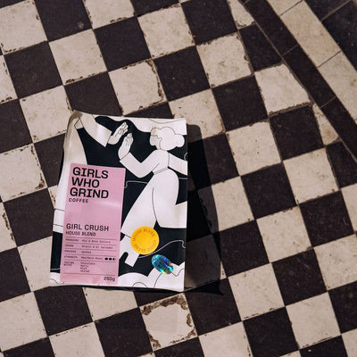 Coffee, Girl Crush blend. El Salvador & Brazil.: Wholebean / 250g