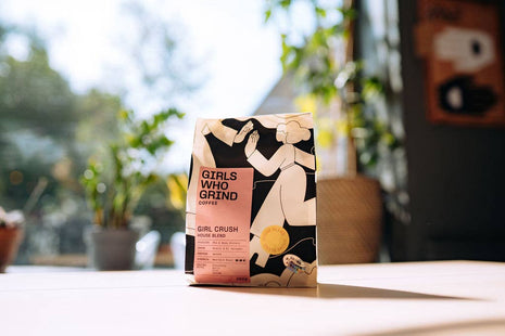 Girl Crush — El Salvador & Brazil Espresso Blend, 250g — product detail view 2