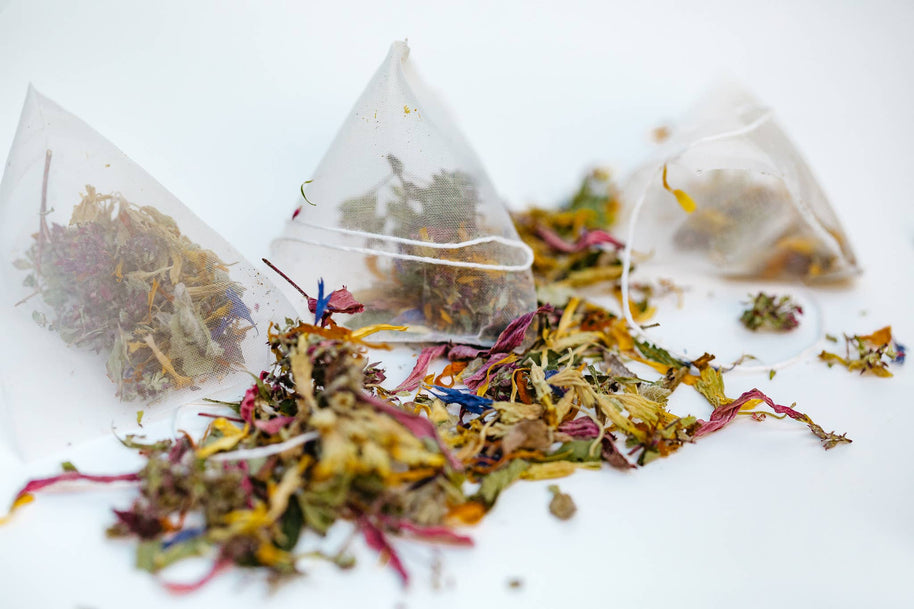 Plūkt Blossom — Nordic Flower Herbal Tea, 25 Bags — product detail view 3