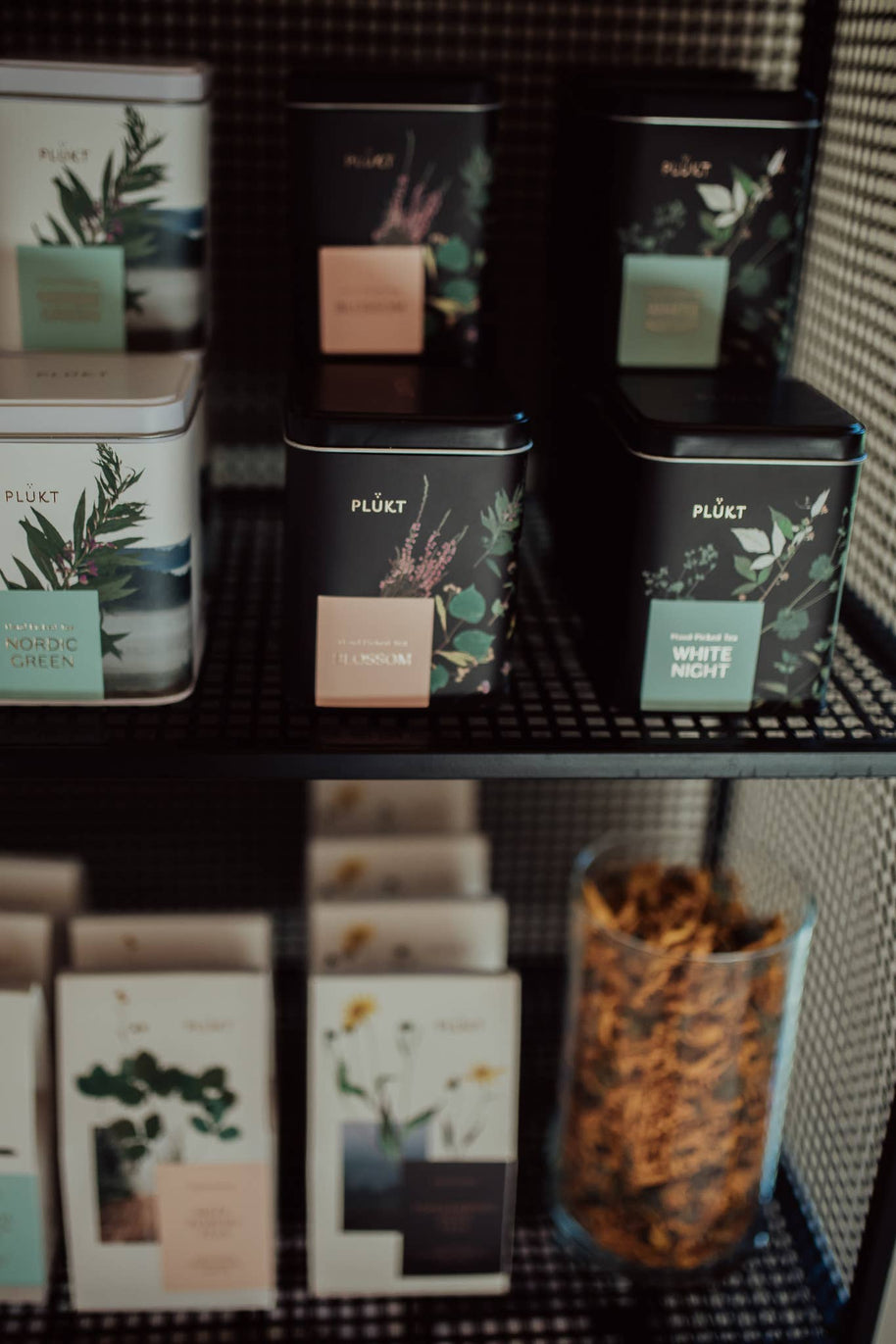 White Night — Nordic Evening Herbal Tea, 25 Bags — product detail view 13