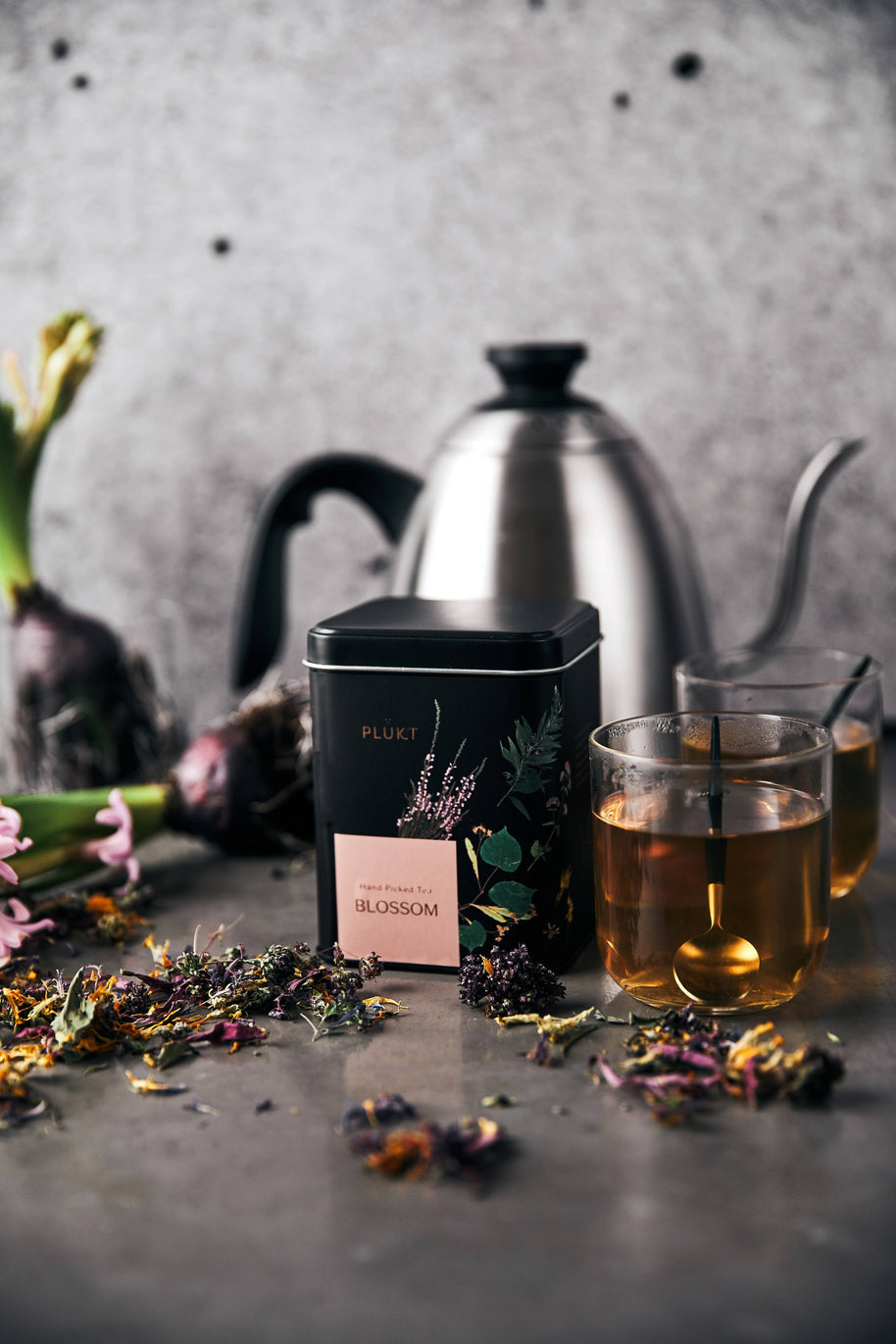 Plūkt Blossom — Nordic Flower Herbal Tea, 25 Bags — product detail view 8